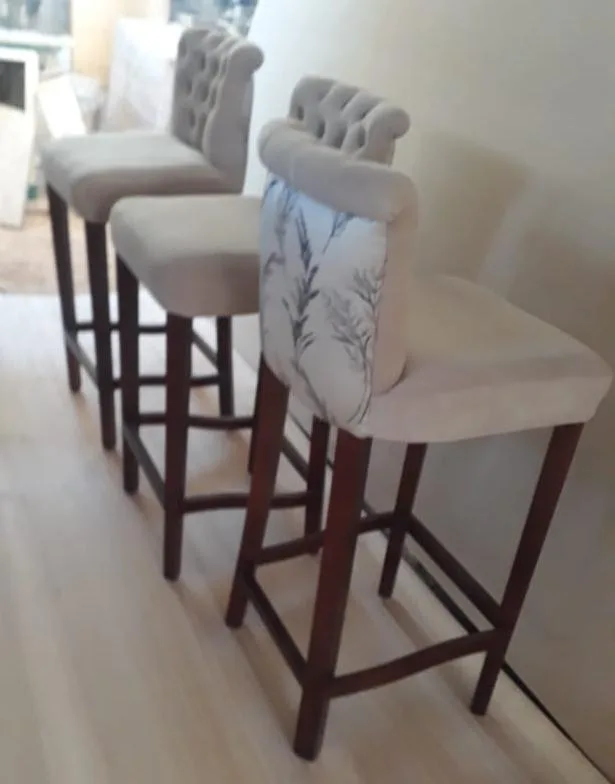 Banquetas de bar tapizadas beige (set)