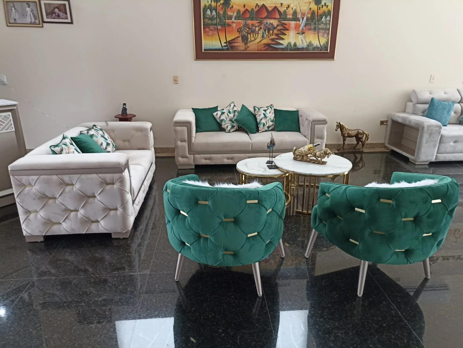 Sofá Chesterfield Capitoné ANUBIS