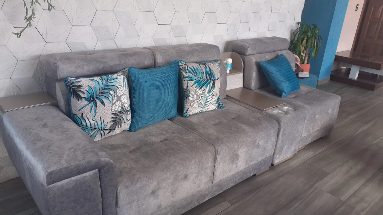 Sofá Modular ELITE Reclinable con Cabecero Ajustable y Consola